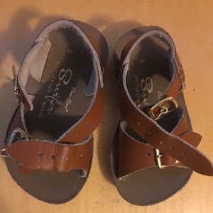 Salt & Sun surfer Leather Sandals Size 5